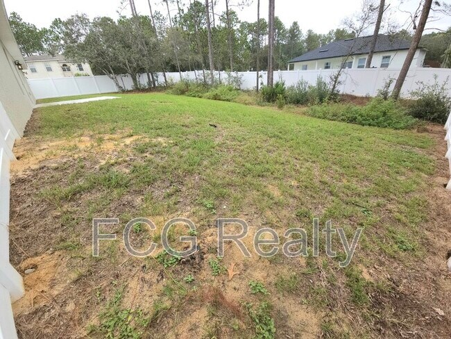 Building Photo - 7649 W Normandy Pl