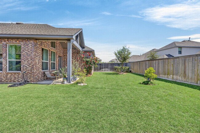 Building Photo - 20939 Blooming Shrubs Ct