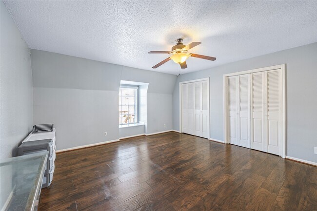 Building Photo - 2574 Marilee Ln