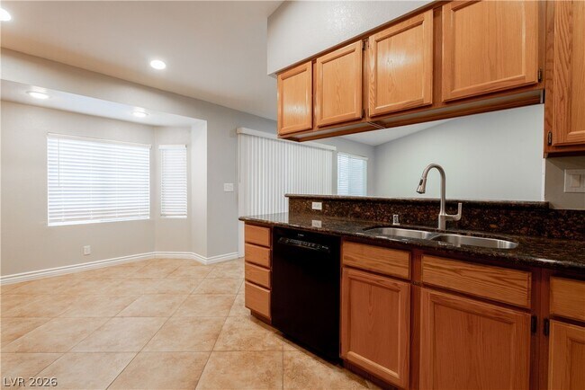 Building Photo - 10024 Sail Landing Ct
