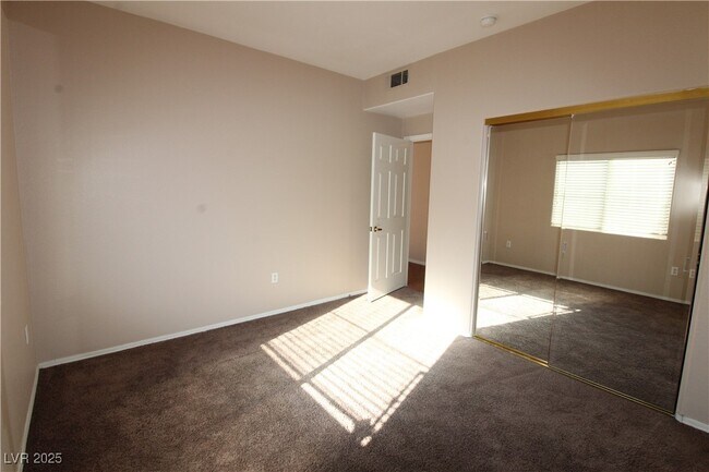 Building Photo - 2100 Black Island St