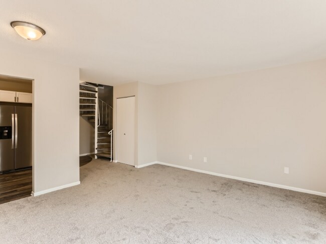 Building Photo - 7236 72nd Ln N