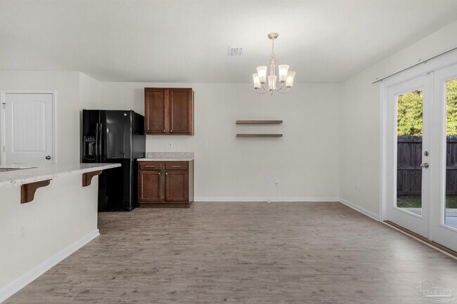 Building Photo - 5864 Magnolia Bend Blvd