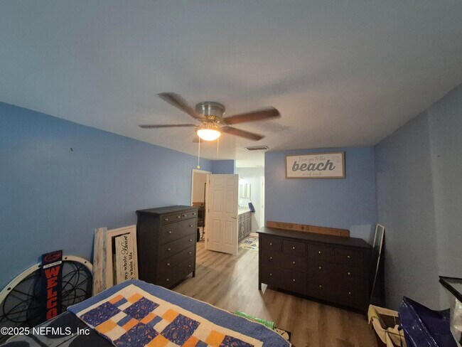 Building Photo - 1688 Northglen Cir