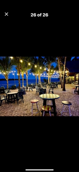 Building Photo - 2009 Oleander Blvd