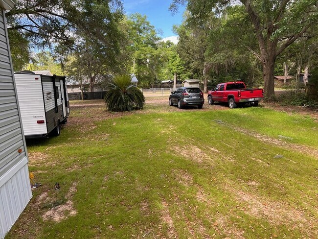 Building Photo - 8429 SE 68th Ct