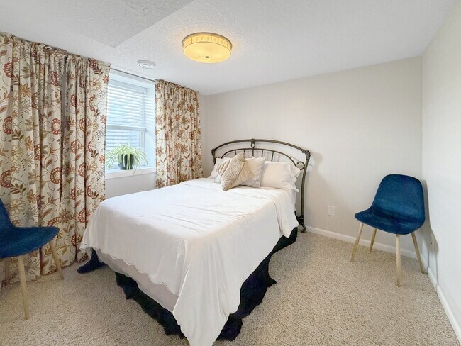 Building Photo - Gorgeous 3-Bed/2 Bath in the Heart of Saint Louis Park - Dogs Welcome!