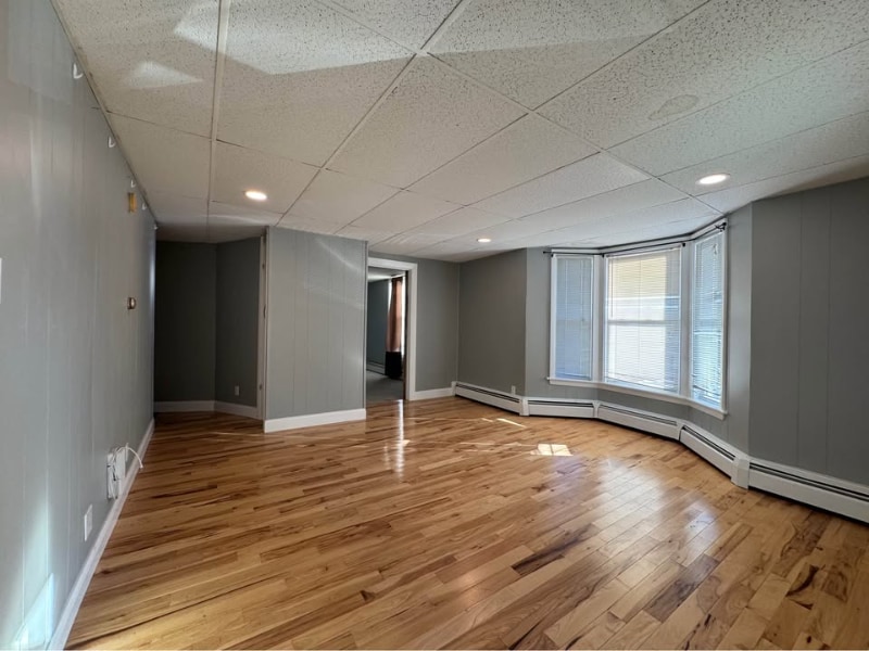 Building Photo - 16 Mentor St