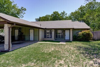 Building Photo - 113 Meteor Dr