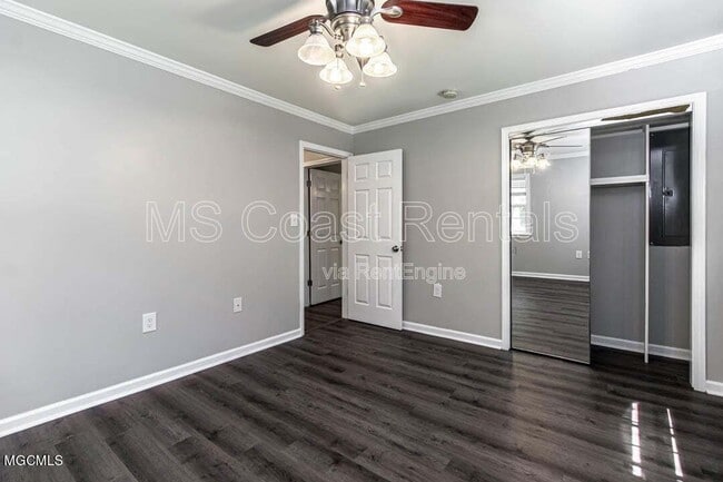 Building Photo - 6823 Mescalero St