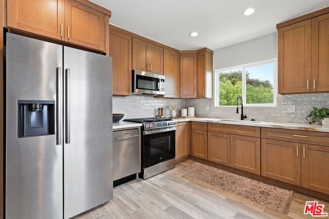 Building Photo - 5452 Harcross Dr