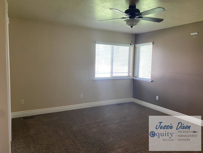 Building Photo - 2747 S 1475 W