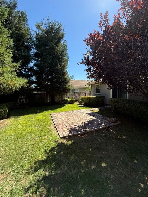 Building Photo - 433 Tolman Way