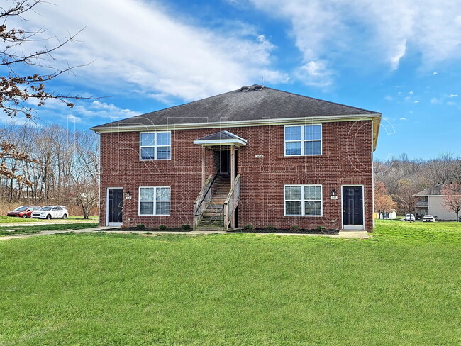 Primary Photo - 304 Keeneland Dr