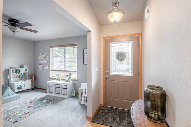 Building Photo - 15815 Yelm Terra Way SE