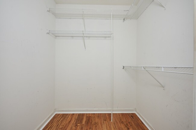 Building Photo - For Rent: 2BR, 1 1/2BA condo