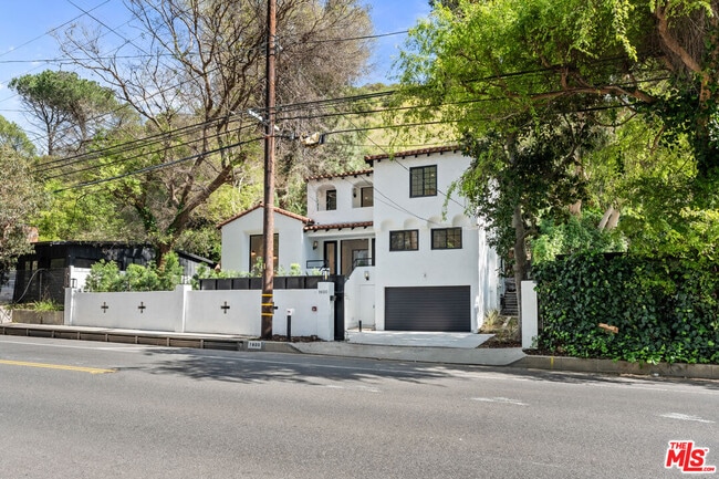 Building Photo - 1800 Benedict Canyon Drive