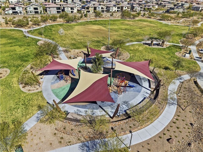 Building Photo - 402 Purple Sandpiper St