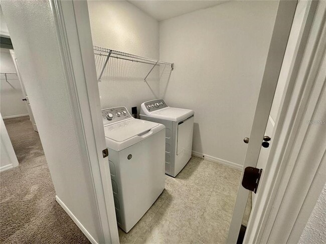 Building Photo - 1707 Sanibel Dr