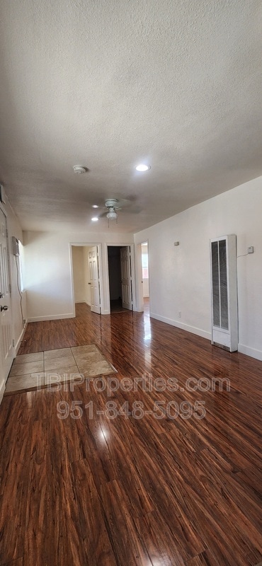 Building Photo - 1604 N H St