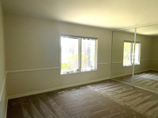 Building Photo - 3246 Medicine Bow Ct
