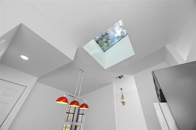 Building Photo - 944 SAN CARLOS Ct
