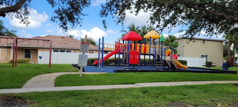 Building Photo - 13467 SW 23rd St