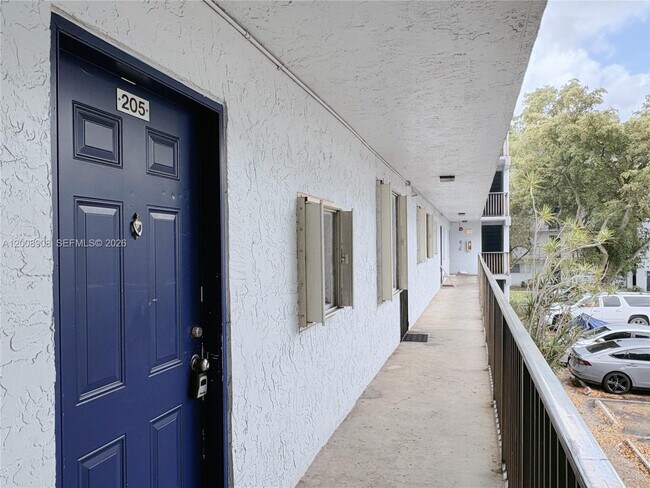 Building Photo - 8550 N Sherman Cir