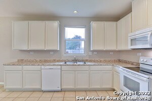 Building Photo - 500 Granite Mist