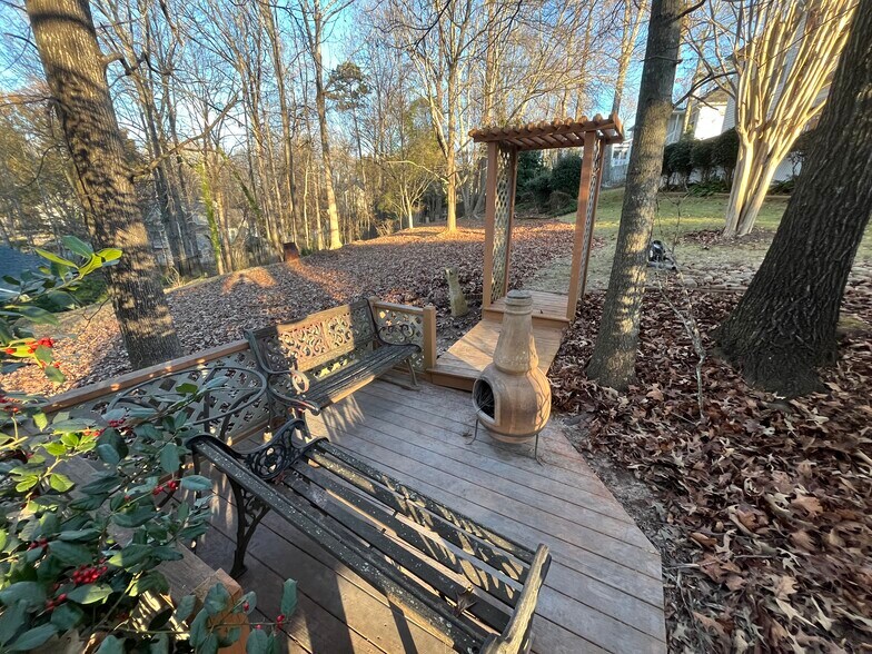 Chimenea - 7218 Timber Trl