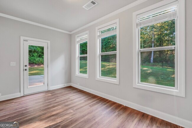 Building Photo - 133 Sea Shore Cir