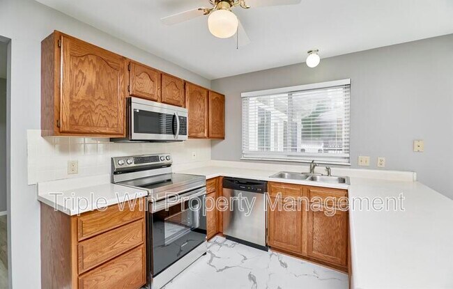 Building Photo - 4310 Castle Rock Ct