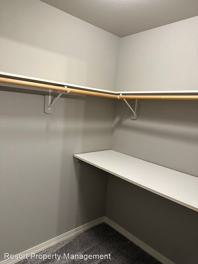 Building Photo - 3 br, 2 bath House - 310 Promenade Loop #107