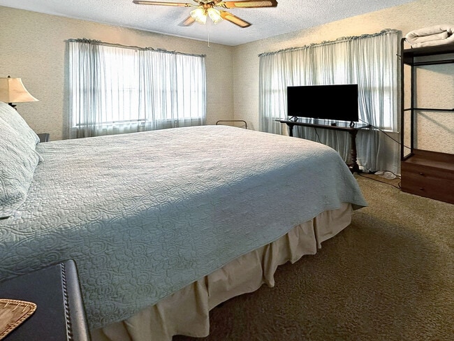 Building Photo - 148 Rice Rd