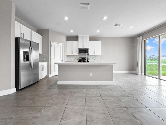 Building Photo - 10009 Daybreak Glen