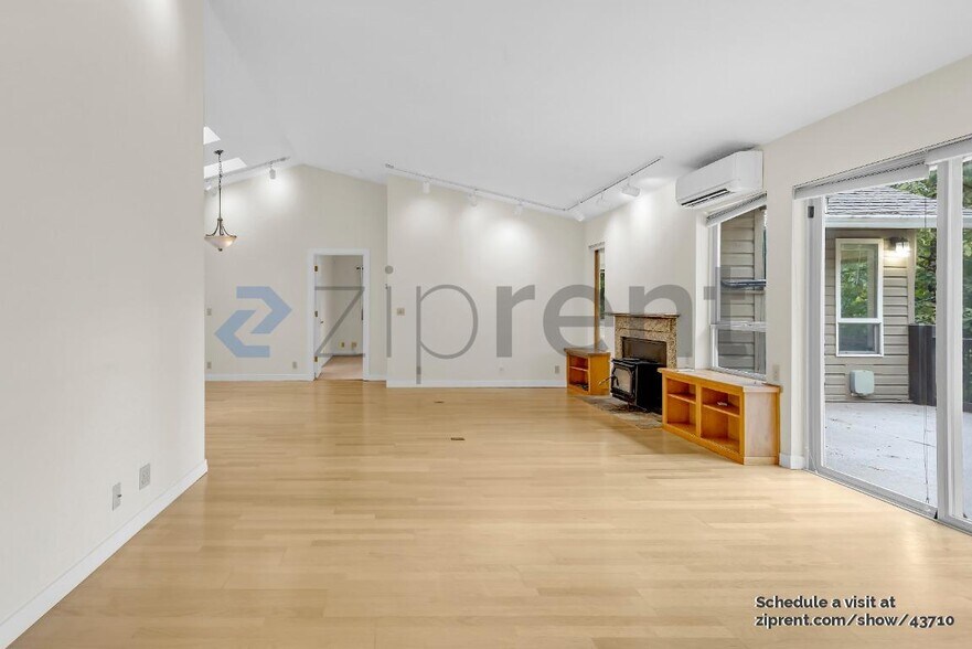 Building Photo - 1236 SW 58th Ave