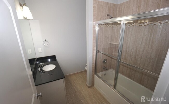 Building Photo - 1299 St Georges Ave