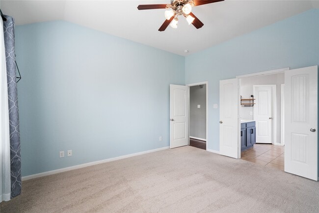 Building Photo - 8923 Jordi Dr