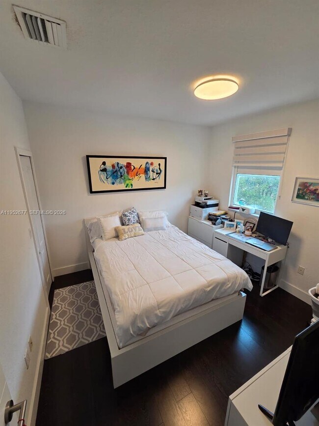 Building Photo - 11260 NW 84th St