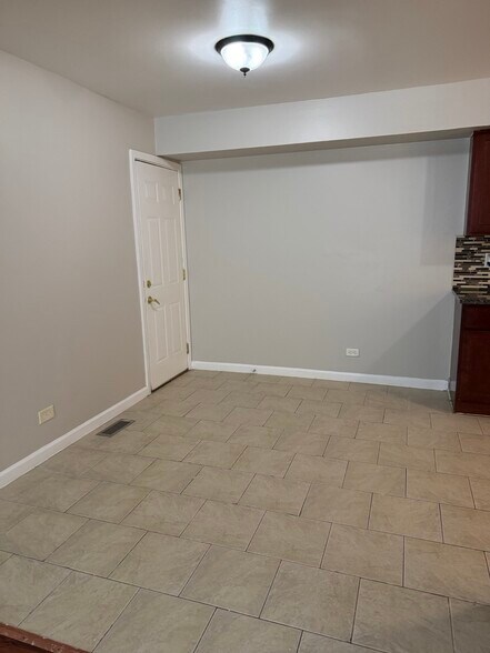 Building Photo - 7607 Bristol Ln