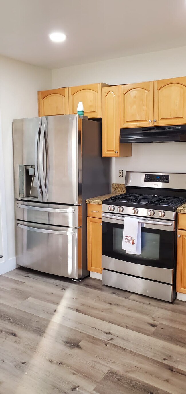 Building Photo - 12402 Killion St