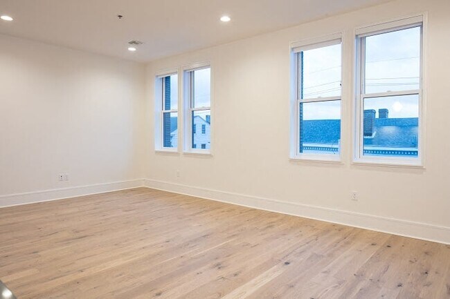 Floorplan - The Julian Apartments