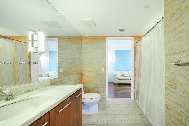 Building Photo - 50 Biscayne Blvd