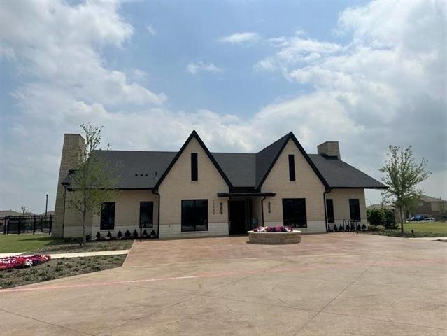 Building Photo - 15725 Hazelhurst Ln