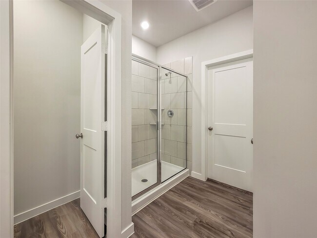 Building Photo - 16983 Pandora Wy