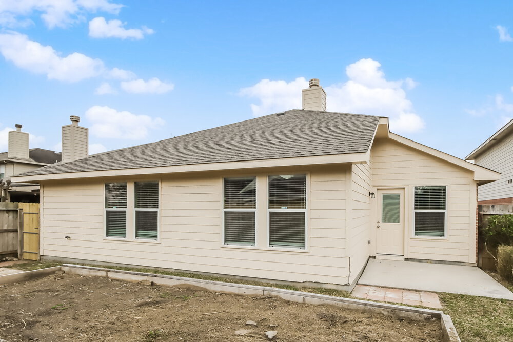 Building Photo - 1919 Treasure Mountain Dr