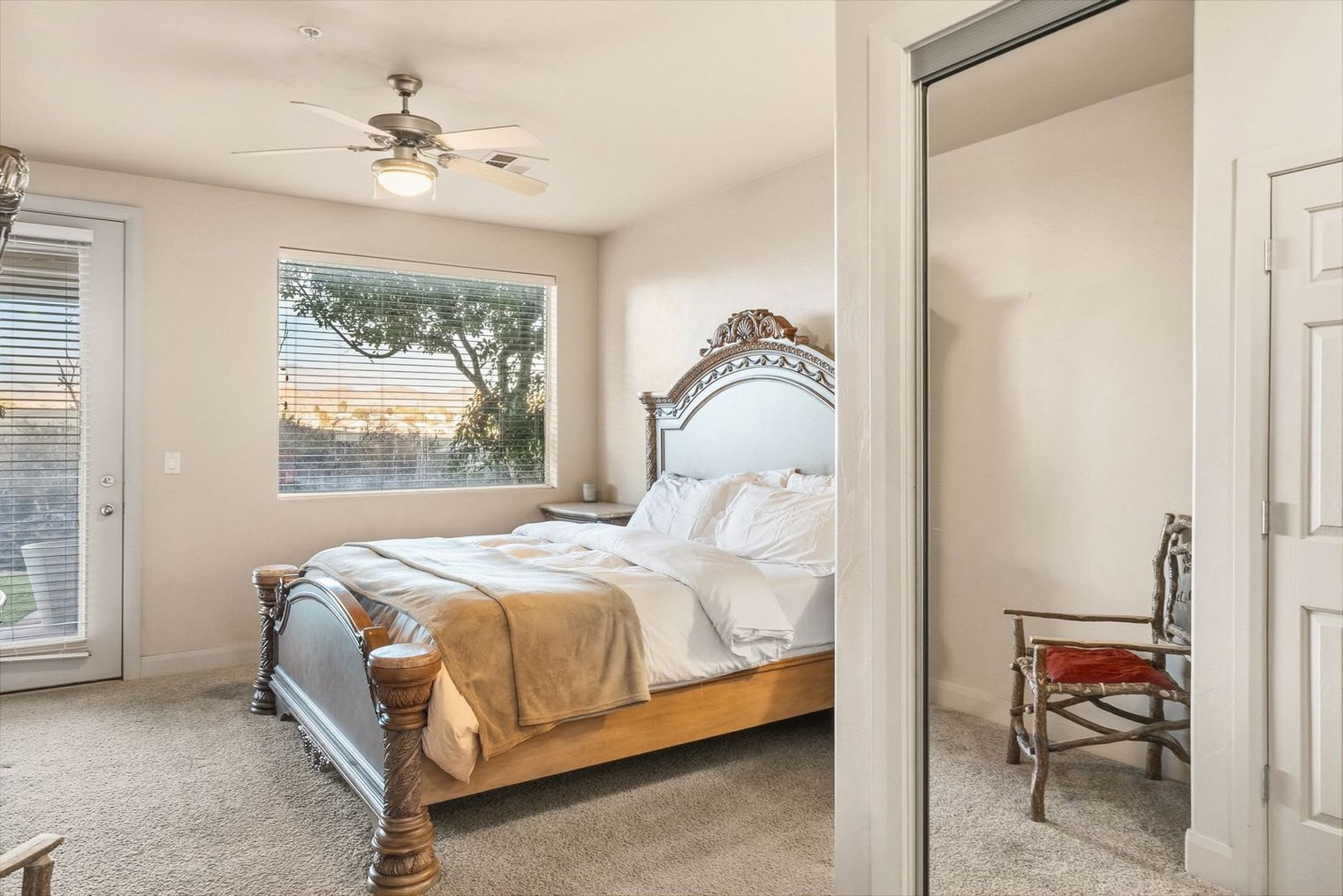 Building Photo - 225 N Country Ln