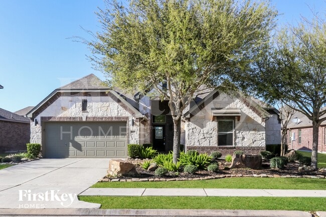 Building Photo - 6011 Little Grove Dr