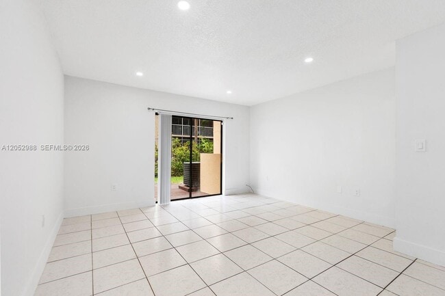 Building Photo - 6854 NW 173rd Dr