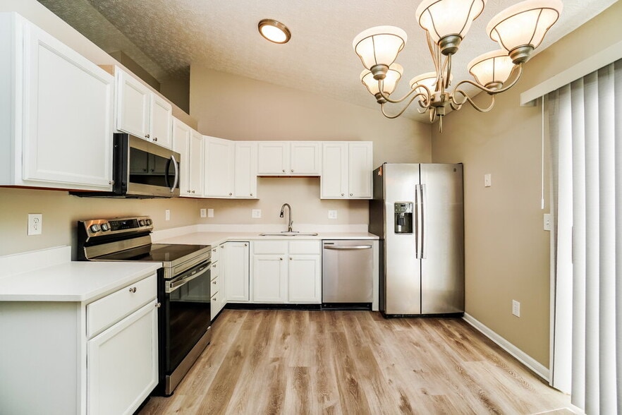 Building Photo - 1324 Winesap Dr